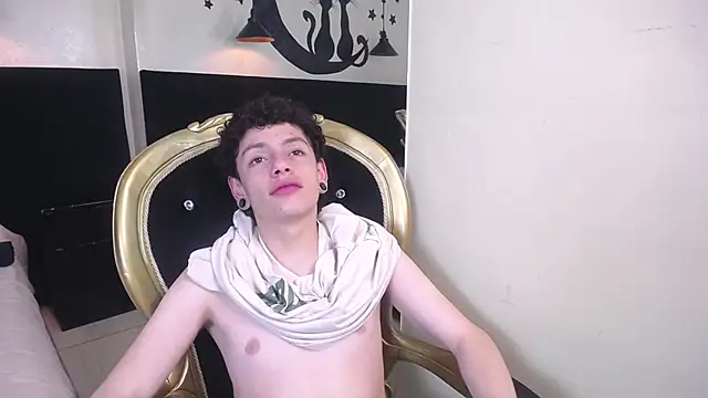 Snapshot of Axel_rousex chatting on September 18, 2025, 10:24 pm Axel rousex online show from September 18, 2025, 10:24 pm