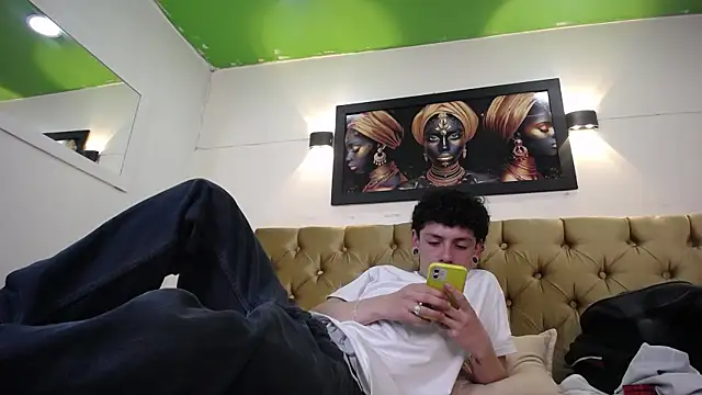 Snapshot of Axel_rousex chatting on September 8, 2025, 9:25 pm Axel rousex online show from September 8, 2025, 9:25 pm