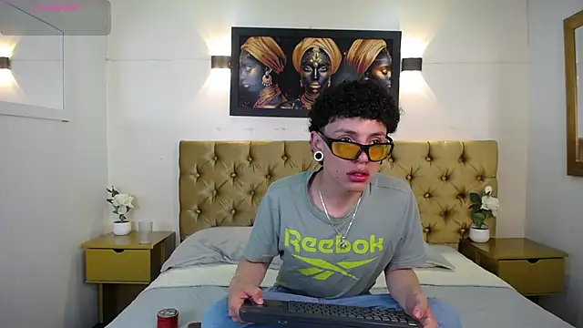 Snapshot of Axel_rousex chatting on October 2, 2025, 7:39 pm Axel rousex online show from October 2, 2025, 7:39 pm