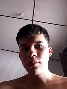 Daniel97Quintero online show from December 5, 2025, 2:26 pm