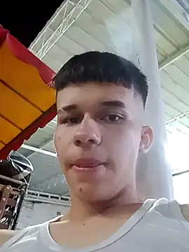 Daniel97Quintero online show from April 20, 2026, 7:44 am