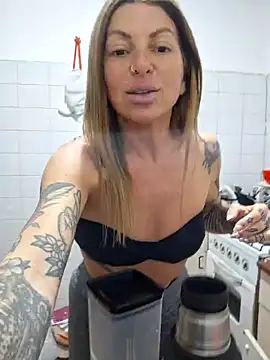 Snapshot of goddessfoxyla chatting on September 20, 2025, 2:16 am goddessfoxyla online show from September 20, 2025, 2:16 am