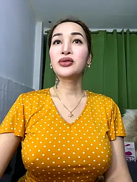 toni 0601 online show from October 6, 2025, 2:46 am