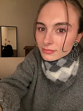 SophiiaStarr online show from January 9, 2026, 8:38 pm