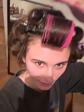 SophiiaStarr online show from February 28, 2026, 8:19 pm