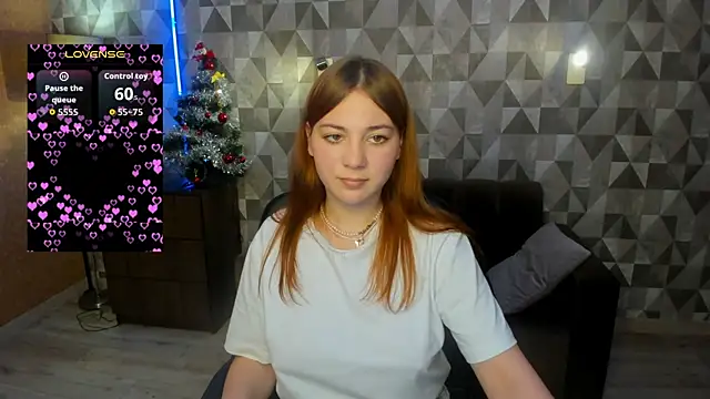 Snapshot of AnnaStills chatting on December 21, 2025, 1:24 pm AnnaStills online show from December 21, 2025, 1:24 pm