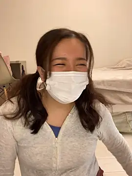 NATSUMI00 online show from October 16, 2025, 5:38 am