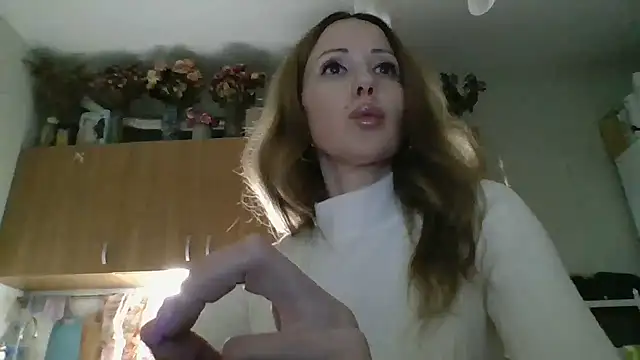 Snapshot of Tiluu1 chatting on February 2, 2026, 9:25 pm Tiluu1 online show from February 2, 2026, 9:25 pm