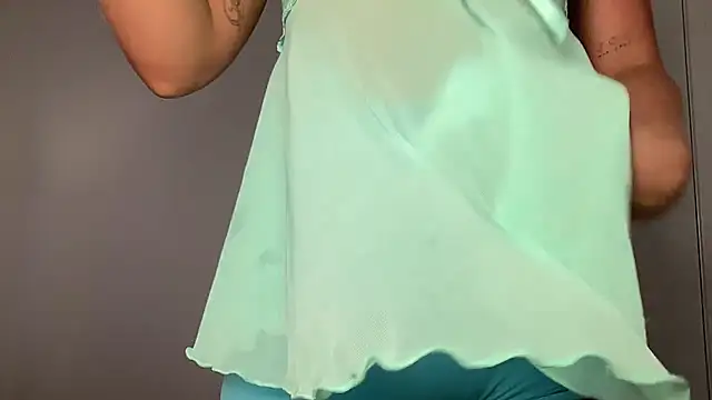 Snapshot of bbybree chatting on November 27, 2025, 10:10 pm bbybree online show from November 27, 2025, 10:10 pm