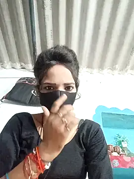 Snapshot of Bebby_Doll chatting on October 6, 2025, 4:35 am Bebby Doll online show from October 6, 2025, 4:35 am