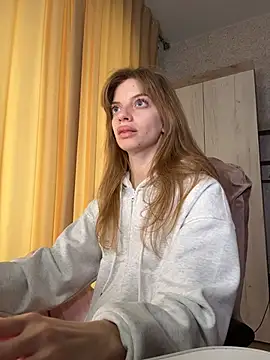 Snapshot of mari__papi chatting on December 15, 2025, 10:21 am mari papi online show from December 15, 2025, 10:21 am