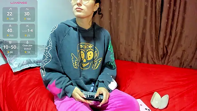 Snapshot of XBODTRIIPX chatting on March 2, 2026, 12:11 am XBODTRIIPX online show from March 2, 2026, 12:11 am