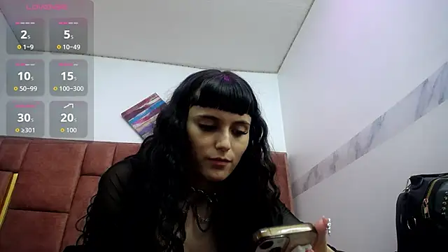 Snapshot of XBODTRIIPX chatting on February 3, 2026, 8:36 pm XBODTRIIPX online show from February 3, 2026, 8:36 pm