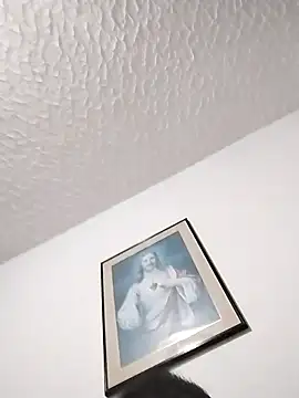 latinblack16 online show from October 8, 2025, 3:08 am