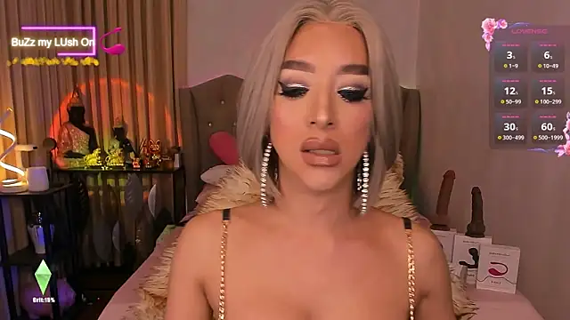 Snapshot of Dream_Goddess chatting on February 11, 2025, 1:51 pm Dream Goddess online show from February 11, 2025, 1:51 pm