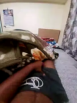 Snapshot of roshankakol chatting on November 21, 2025, 12:09 am roshankakol online show from November 21, 2025, 12:09 am