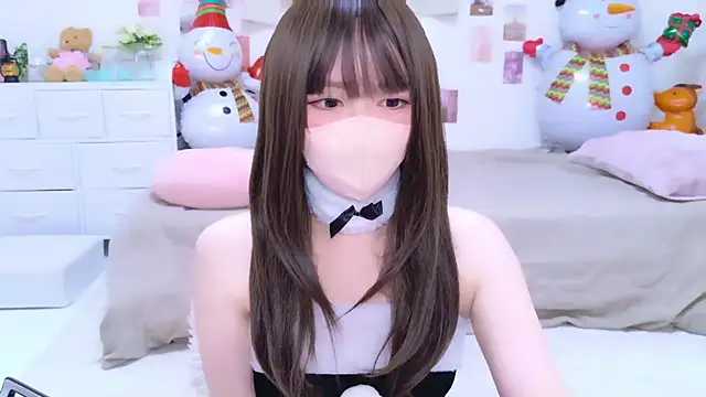 fumika f online show from December 19, 2025, 4:38 am