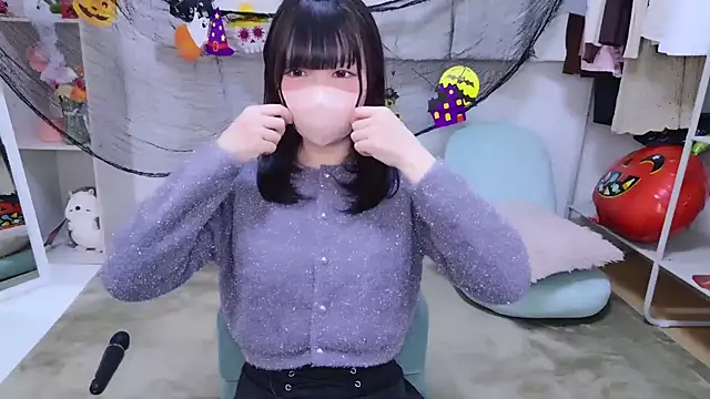 fumika f online show from November 2, 2025, 12:26 am