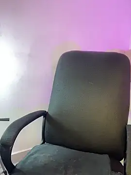 Snapshot of Charlottediolet chatting on February 4, 2026, 12:00 pm Charlottediolet online show from February 4, 2026, 12:00 pm