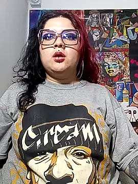 Snapshot of Curvy-Queen chatting on September 14, 2025, 3:40 am Curvy-Queen online show from September 14, 2025, 3:40 am