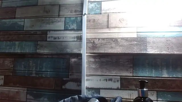 Yesamin Stone18 online show from April 5, 2026, 12:56 pm