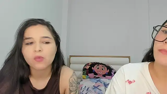 Sweet and Rous0 online show from April 30, 2026, 1:45 am
