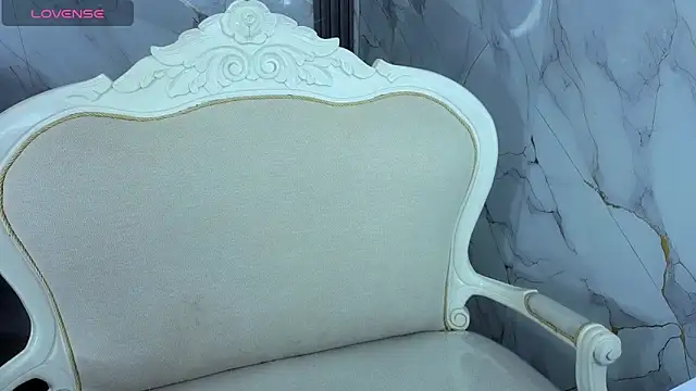 Snapshot of bella_vibess_s chatting on February 14, 2026, 12:38 pm bella vibess s online show from February 14, 2026, 12:38 pm