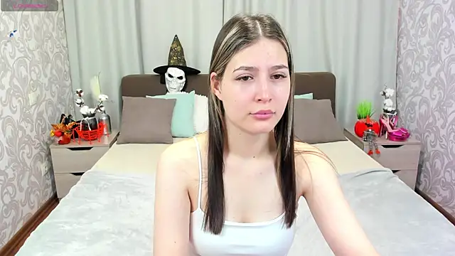 Snapshot of AmelliaClark chatting on October 27, 2025, 2:12 am AmelliaClark online show from October 27, 2025, 2:12 am