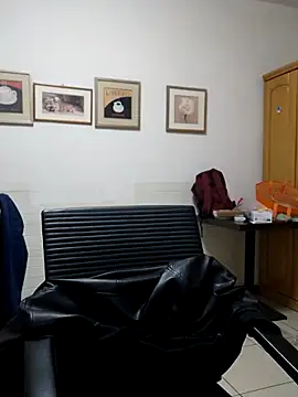 Snapshot of _KaiXin_ chatting on November 6, 2025, 4:11 pm KaiXin online show from November 6, 2025, 4:11 pm