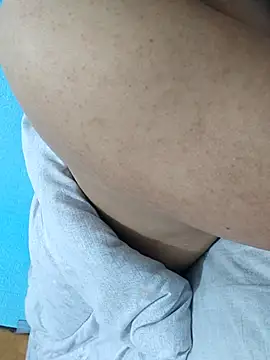  KaiXin  online show from January 6, 2026, 10:47 pm