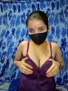 wow couple online show from November 26, 2025, 5:57 pm