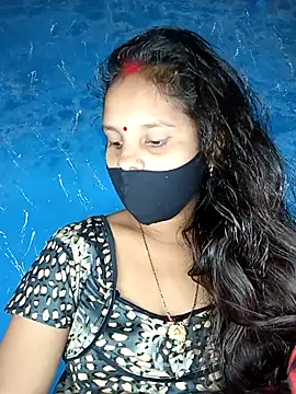 Snapshot of Komal-Rajput chatting on November 24, 2025, 5:40 am Komal-Rajput online show from November 24, 2025, 5:40 am