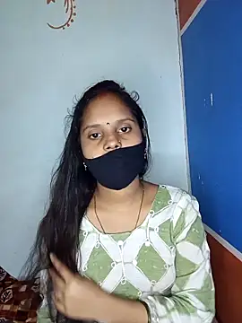 Snapshot of Komal-Rajput chatting on November 10, 2025, 1:16 pm Komal-Rajput online show from November 10, 2025, 1:16 pm