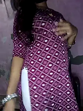 Snapshot of Komal-Rajput chatting on November 12, 2025, 4:55 pm Komal-Rajput online show from November 12, 2025, 4:55 pm