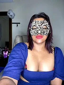 Snapshot of SLNatasha chatting on November 13, 2025, 1:42 am SLNatasha online show from November 13, 2025, 1:42 am