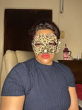 Snapshot of SLNatasha chatting on November 28, 2025, 4:01 am SLNatasha online show from November 28, 2025, 4:01 am