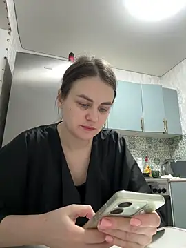 Risky-Flower online show from February 11, 2026, 5:24 pm