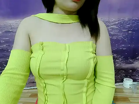 Snapshot of SuhyoCii chatting on February 5, 2026, 8:10 am SuhyoCii online show from February 5, 2026, 8:10 am