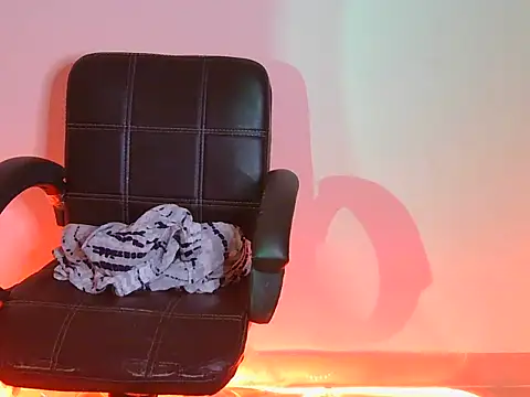 Snapshot of simran_darling1 chatting on September 26, 2025, 4:03 pm simran darling1 online show from September 26, 2025, 4:03 pm