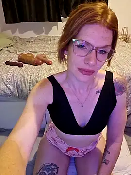 Snapshot of RedheadBeautt chatting on November 8, 2025, 1:09 am RedheadBeautt online show from November 8, 2025, 1:09 am