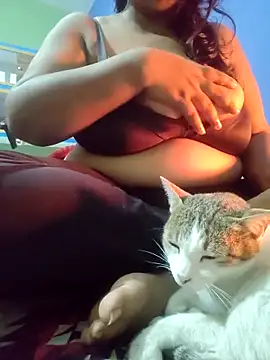 bitch-horny online show from February 12, 2026, 11:04 pm