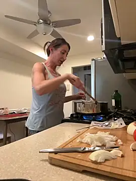 Snapshot of NurseStephania chatting on September 17, 2025, 6:54 pm NurseStephania online show from September 17, 2025, 6:54 pm