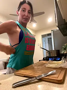 Snapshot of NurseStephania chatting on September 20, 2025, 9:31 pm NurseStephania online show from September 20, 2025, 9:31 pm