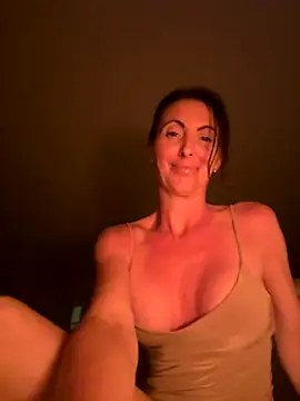 Snapshot of NurseStephania chatting on September 14, 2025, 2:45 am NurseStephania online show from September 14, 2025, 2:45 am