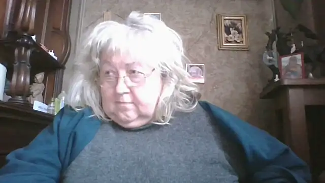 Snapshot of Lala-Love56 chatting on December 4, 2025, 12:04 pm Lala-Love56 online show from December 4, 2025, 12:04 pm