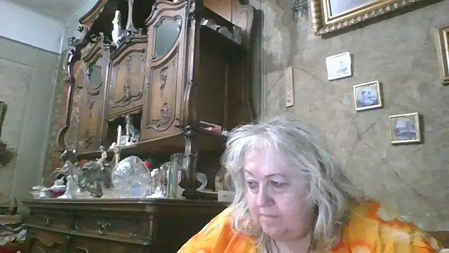 Snapshot of Lala-Love56 chatting on June 10, 2026, 9:38 pm Lala-Love56 online show from June 10, 2026, 9:38 pm