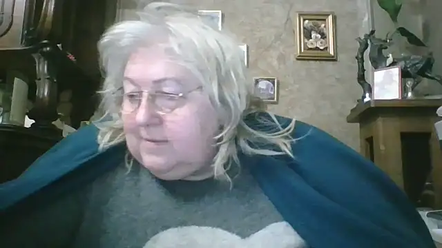 Snapshot of Lala-Love56 chatting on November 10, 2025, 10:59 pm Lala-Love56 online show from November 10, 2025, 10:59 pm