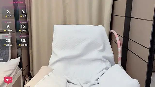 Snapshot of _Ling_Ling chatting on November 15, 2025, 12:09 pm Ling Ling online show from November 15, 2025, 12:09 pm