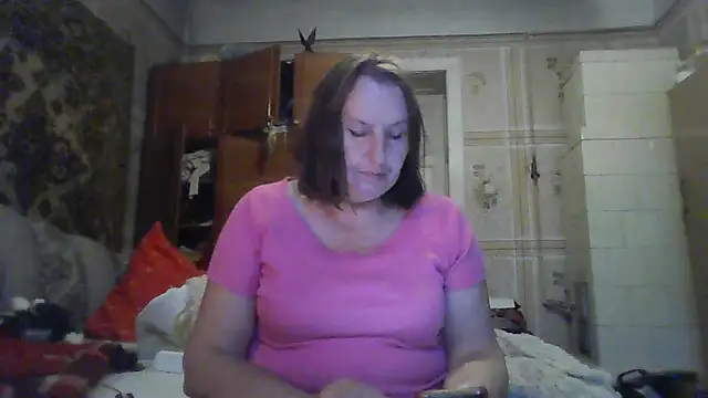 AnnaLive570 online show from November 5, 2025, 1:47 pm