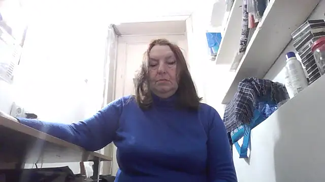 Snapshot of AnnaLive570 chatting on February 12, 2026, 6:24 am AnnaLive570 online show from February 12, 2026, 6:24 am